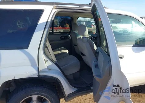 2007 Chevrolet Trailblazer Ls из США, поврежденный, VIN 1GNDT13S272214327